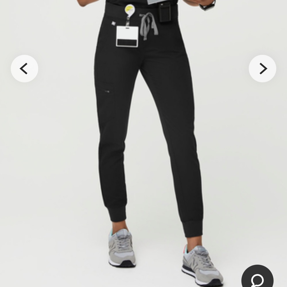 Zamora figs jogger black scrub bottom - small